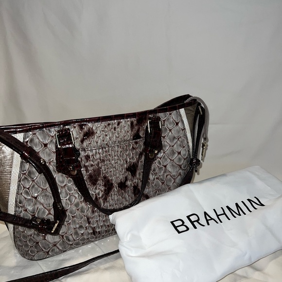 Brahmin over the shoulder Bag - Picture 4 of 4